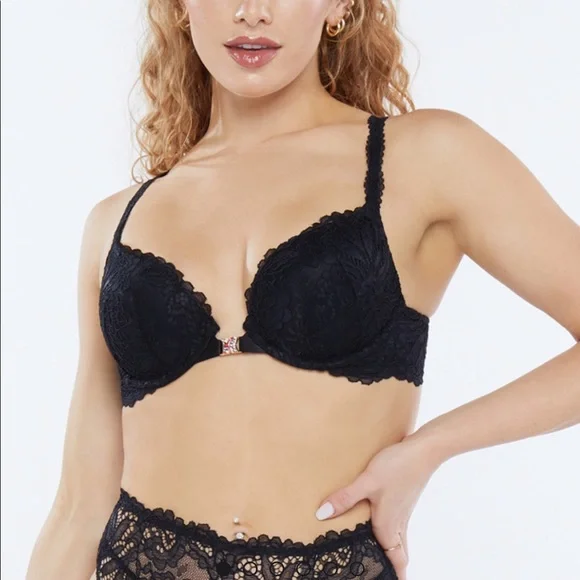 Black fenty savage push up bra with racer back - Picture 10 of 16